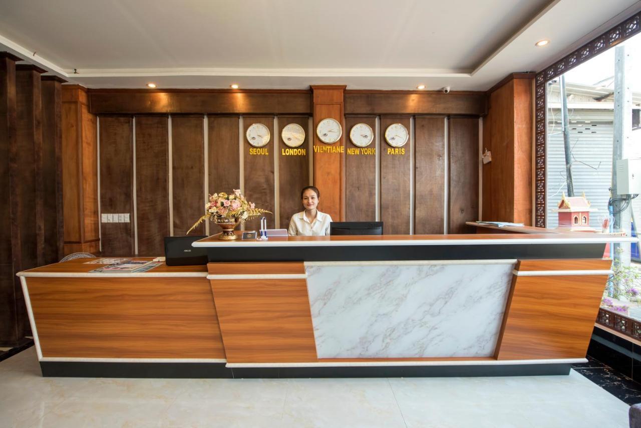 Premier Vang Vieng Hotel Exteriér fotografie