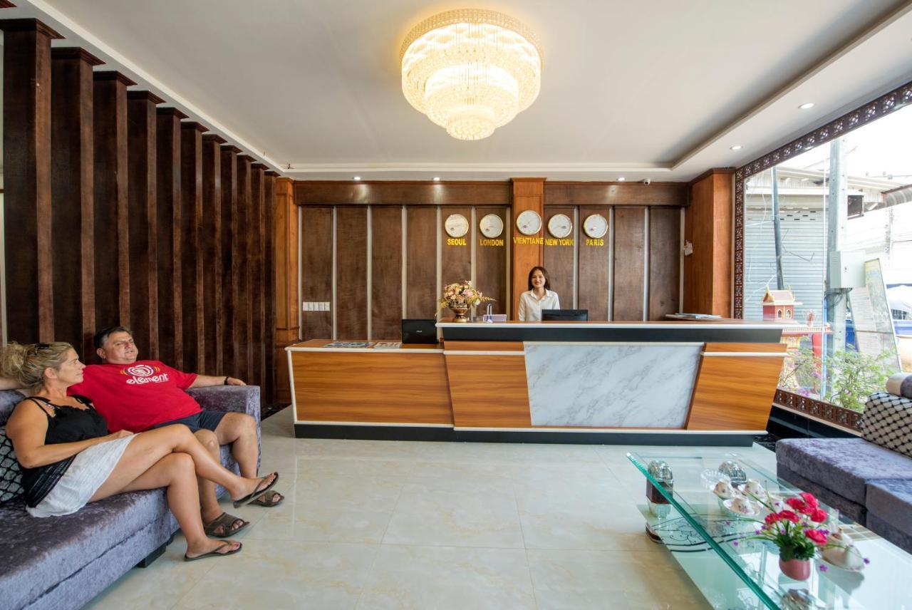 Premier Vang Vieng Hotel Exteriér fotografie